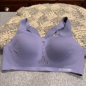 Victoria’s Secret 38C Angel Max Sports Bra